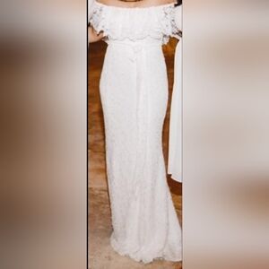 Le Chateau White Gown